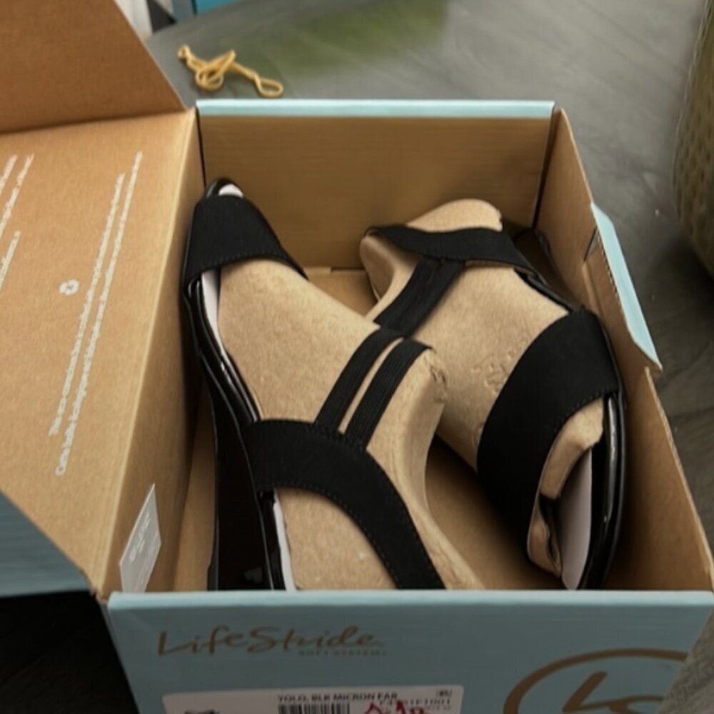Lifestride Yolo Wedge Sandal — image 2 of 8